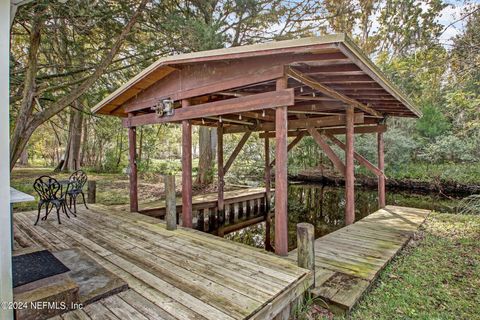 A home in Palatka