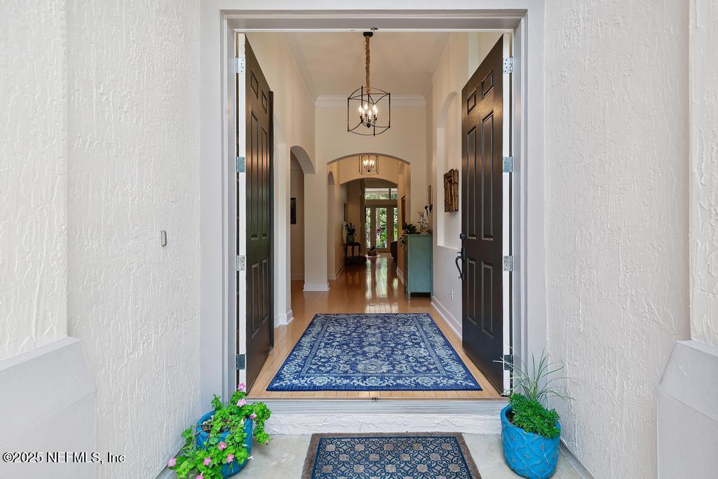 720 TORIA Lane