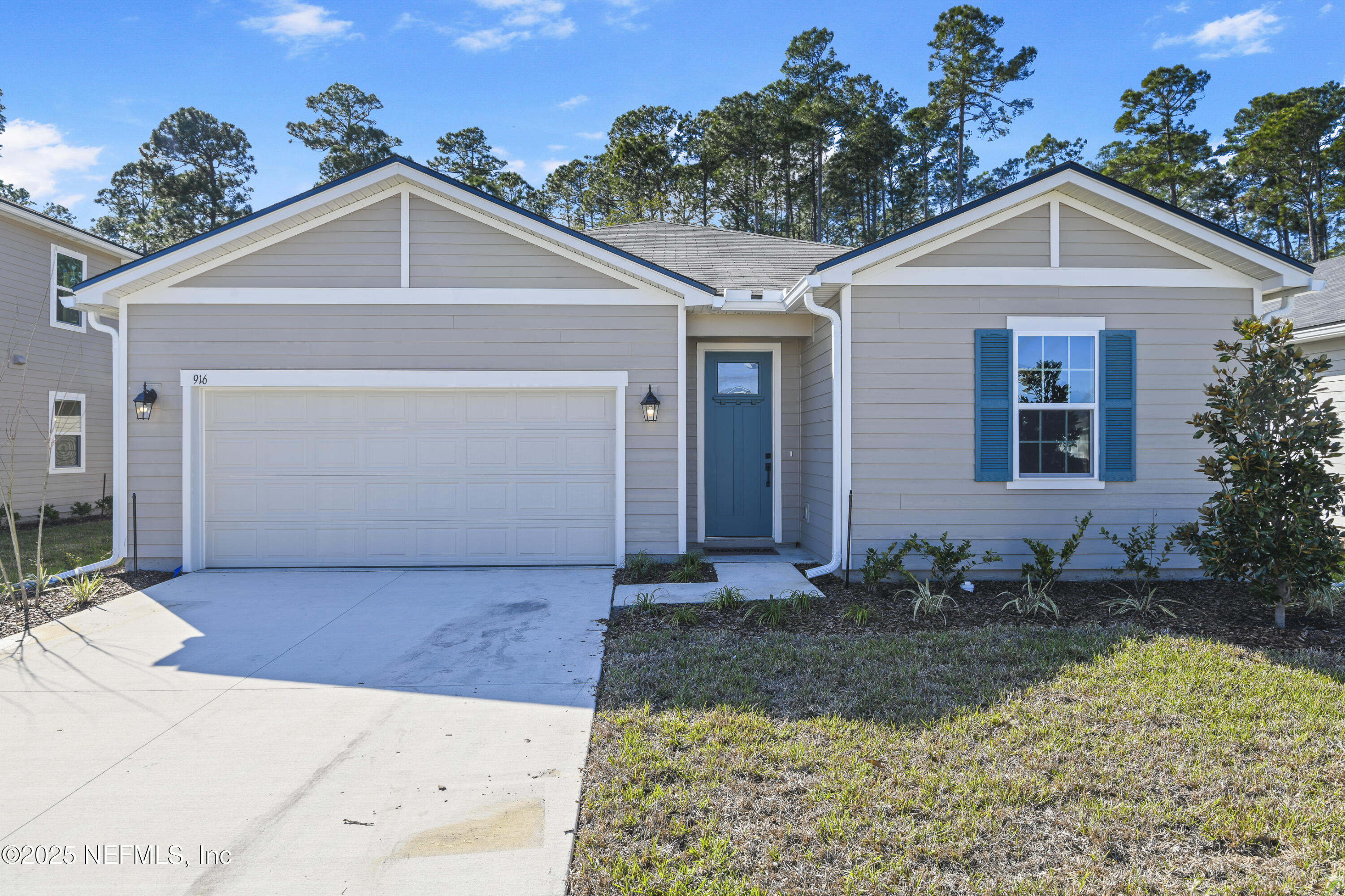 916 LIGHTSEY CROSSING Lane