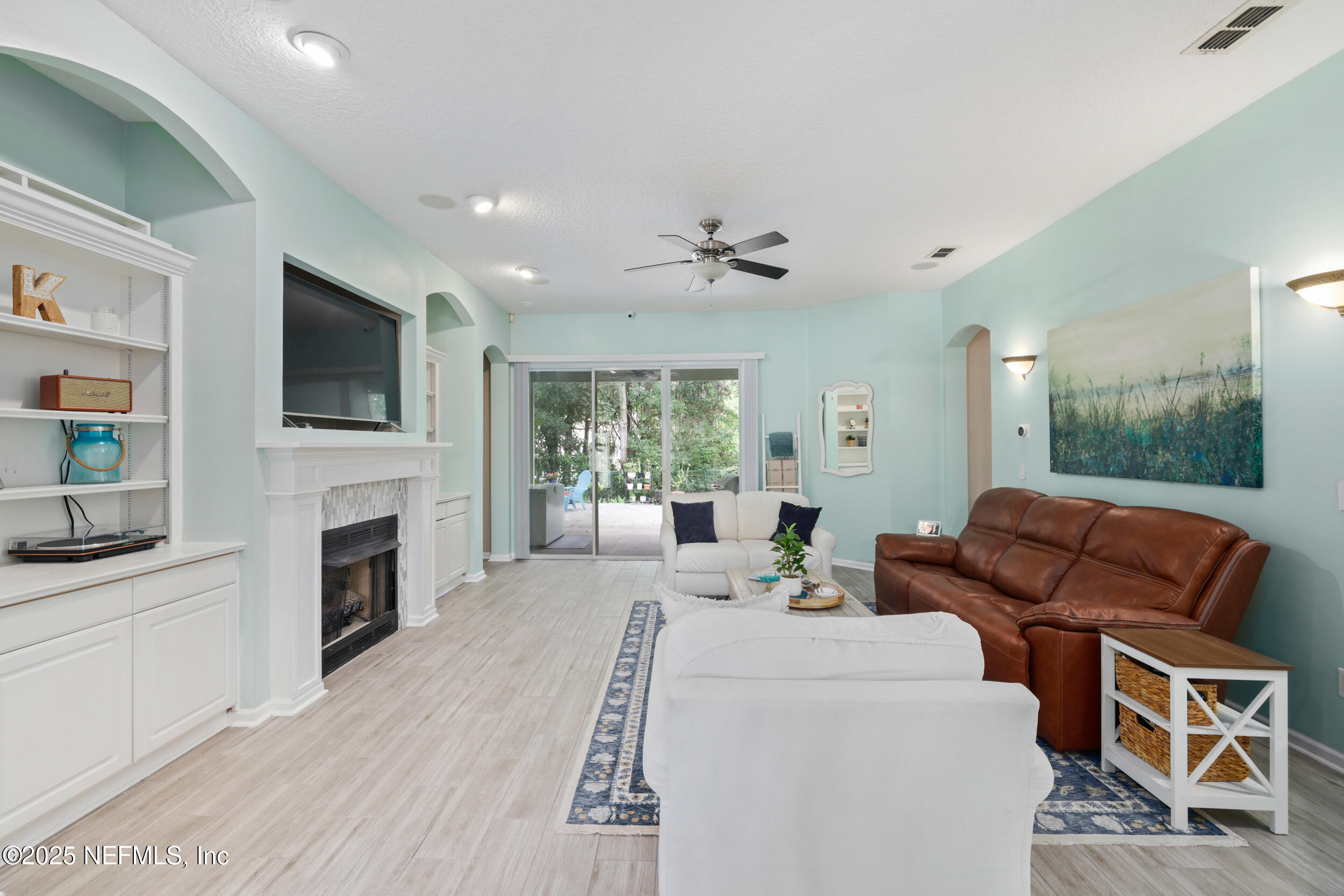 685 GRAND PARKE Drive
