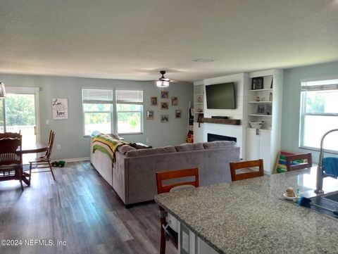 Single Family Residence in Middleburg FL 4374 WARM SPRINGS Way 8.jpg