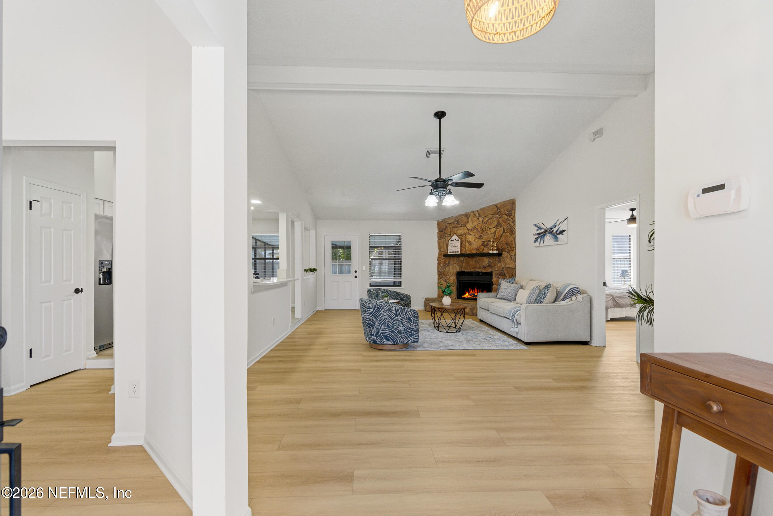 4530 CROSSTIE Road N