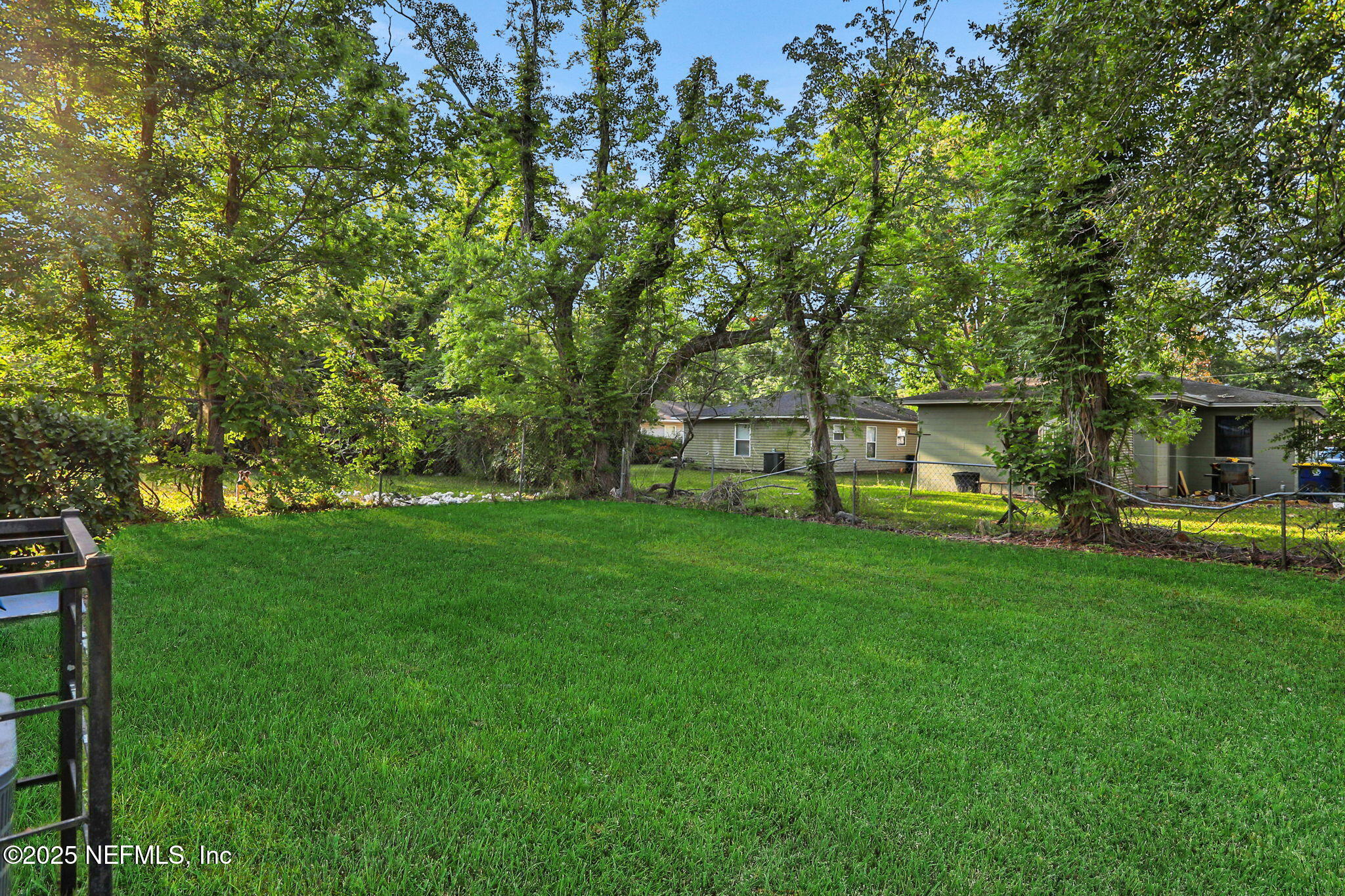 2122 BROOKLYN Road