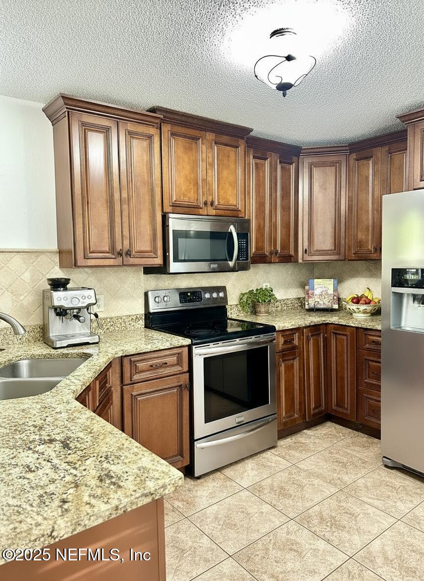 3801 CROWN POINT Road 3082