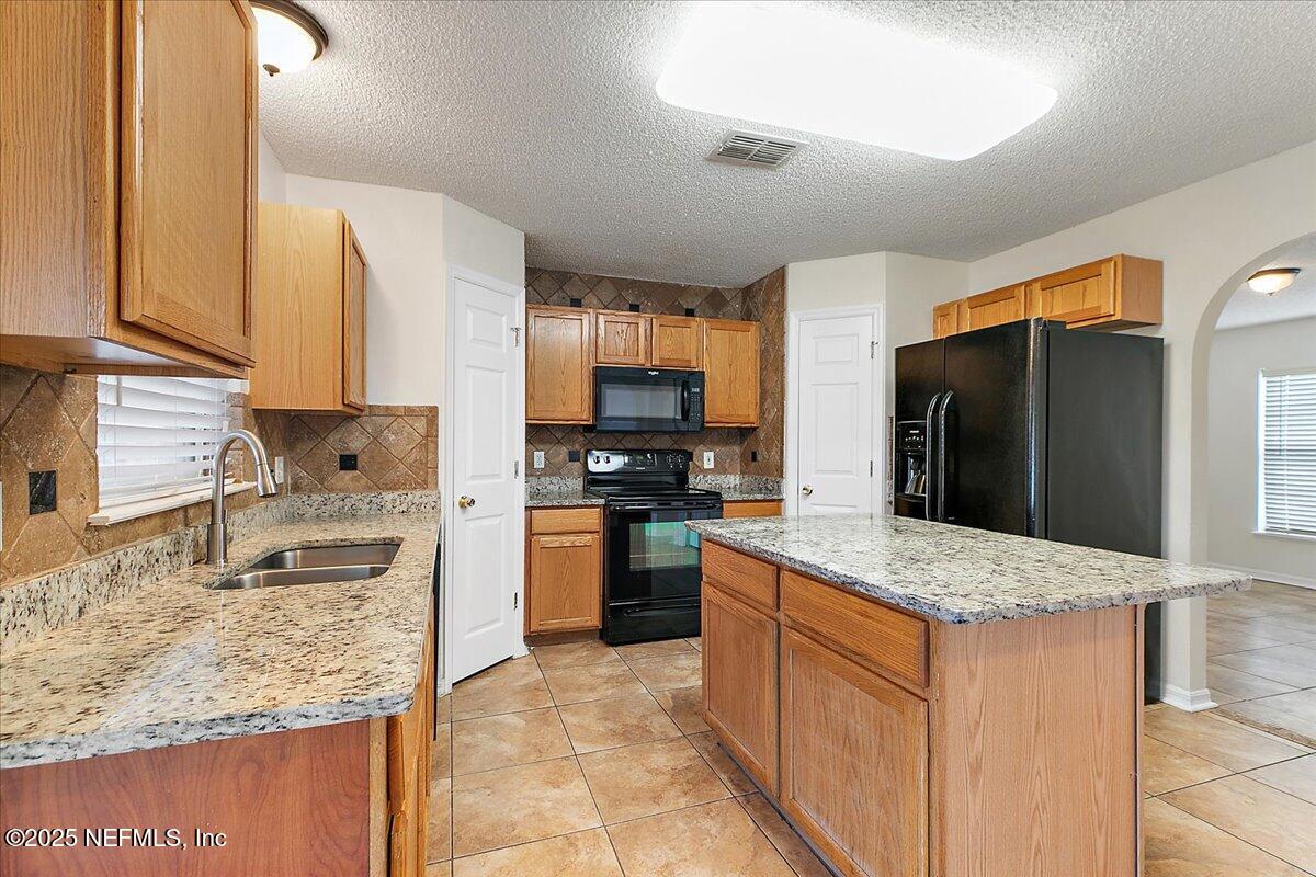 7147 HIGH BLUFF Road