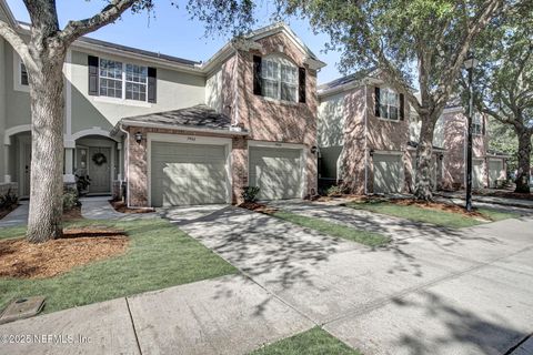 7466 RED CRANE Lane Jacksonville FL 32256