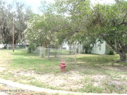 A home in Palatka