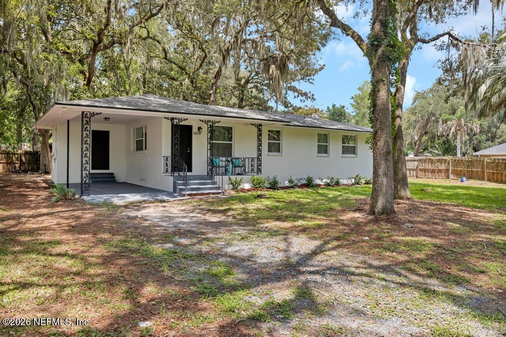 3055 OAK Road - Photo 2
