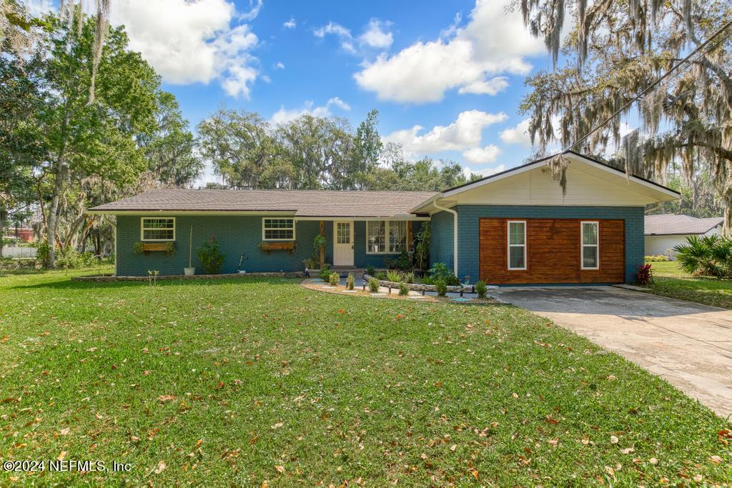 Fleming Island, FL home for sale located at 774 Creighton Road, Fleming Island, FL 32003