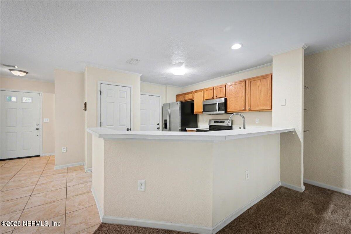 8550 ARGYLE BUSINESS Loop 306