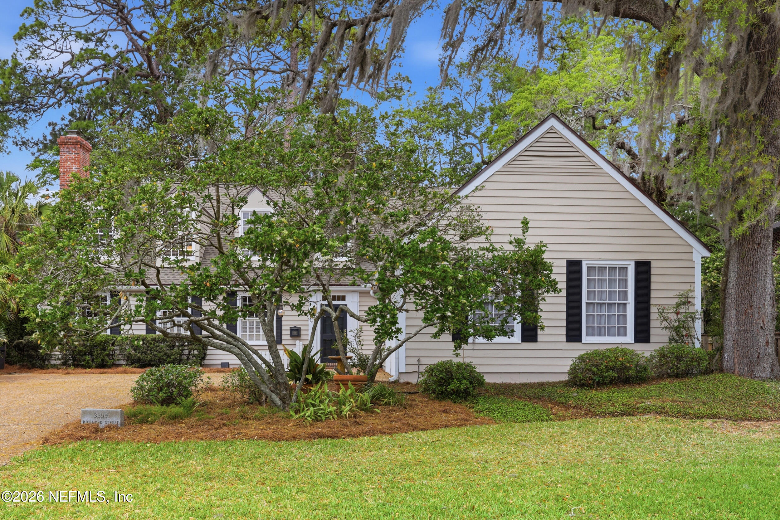 3559 RICHMOND Street