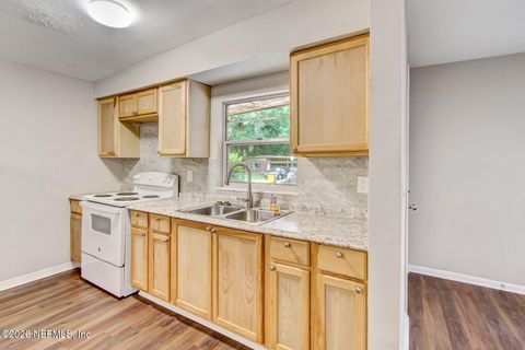 Photo of 3302 DIGNAN Street, Jacksonville, FL 32254 (MLS # 2138156)