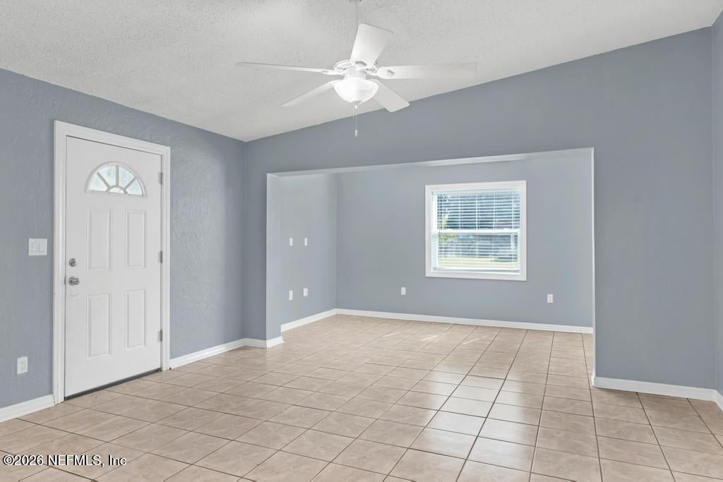 3814 EVE Drive W