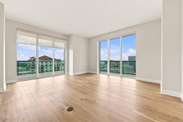 1431 RIVERPLACE BLVD APT 2201, JACKSONVILLE, FL 32207 - Image 211c9ec503d0bac2e73478bcbc45ce49/3412014008