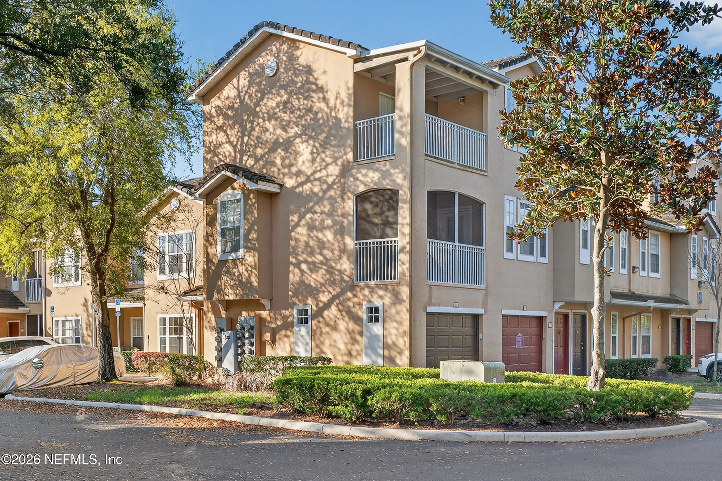 10075 GATE Parkway 2903