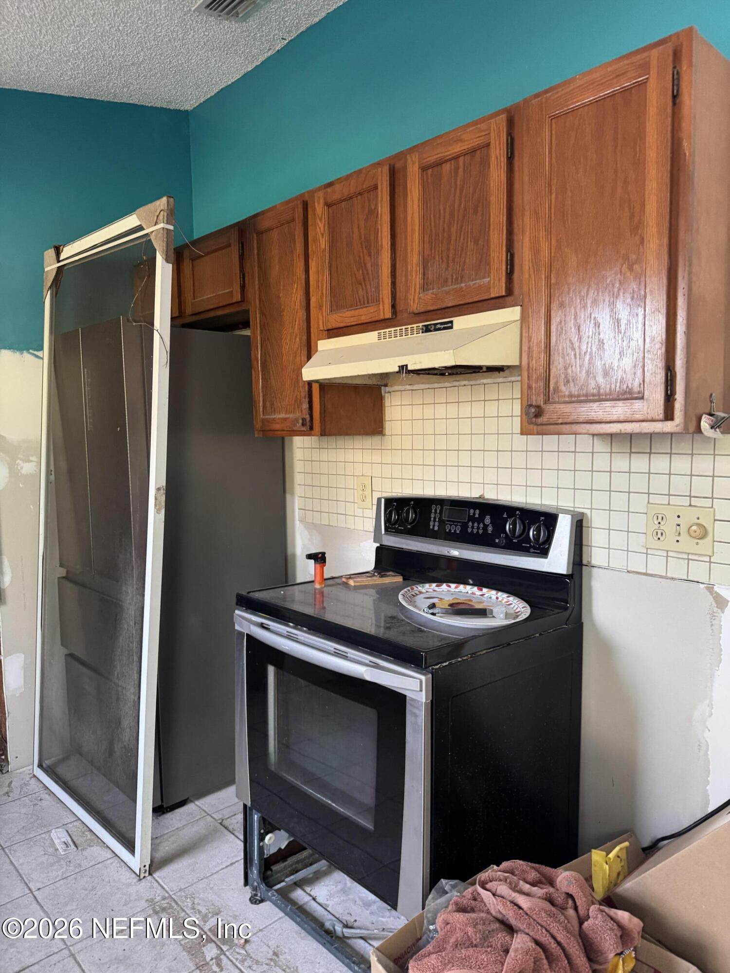 1807 SHANNON LAKE Drive