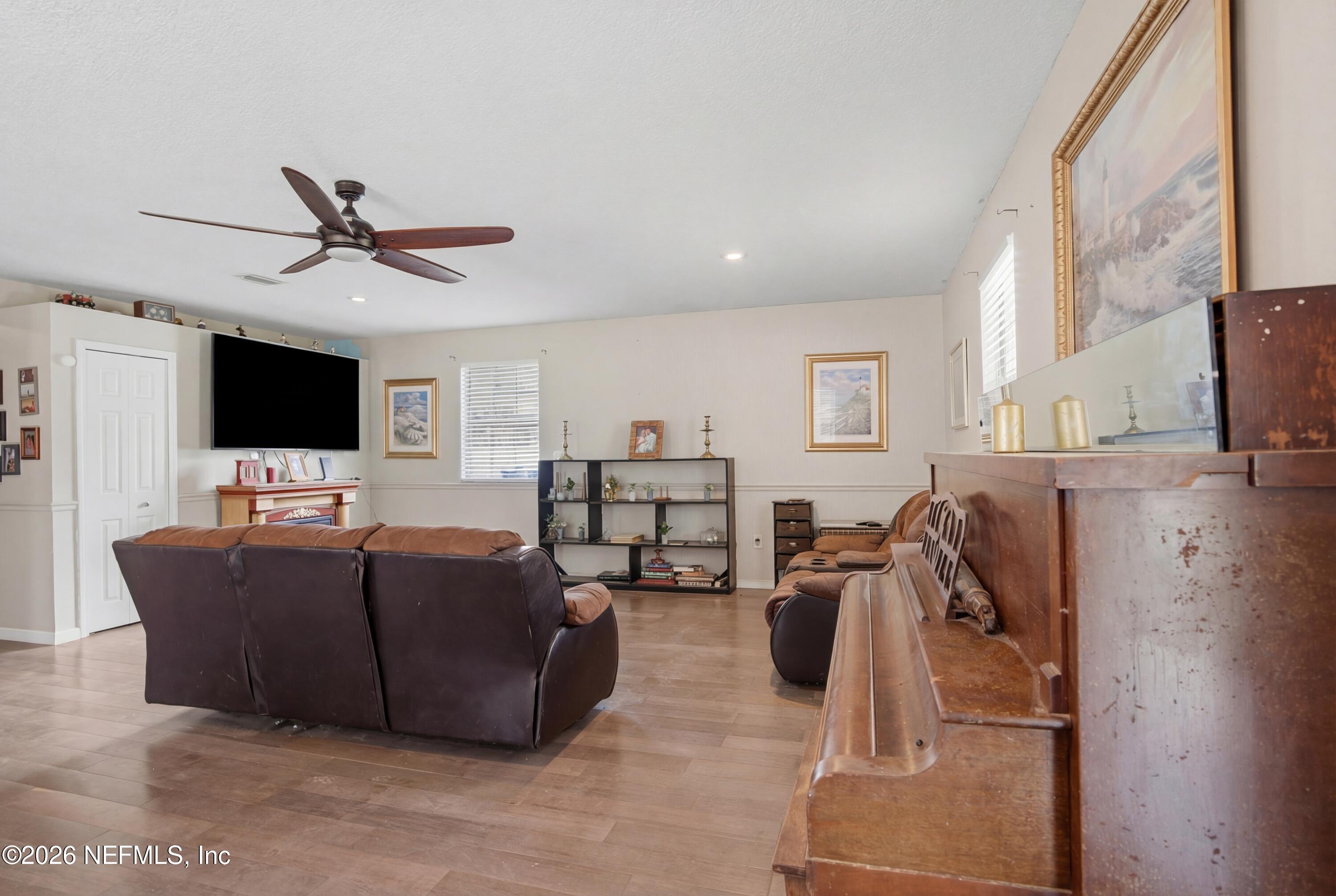 4111 CEDAR POINT Road