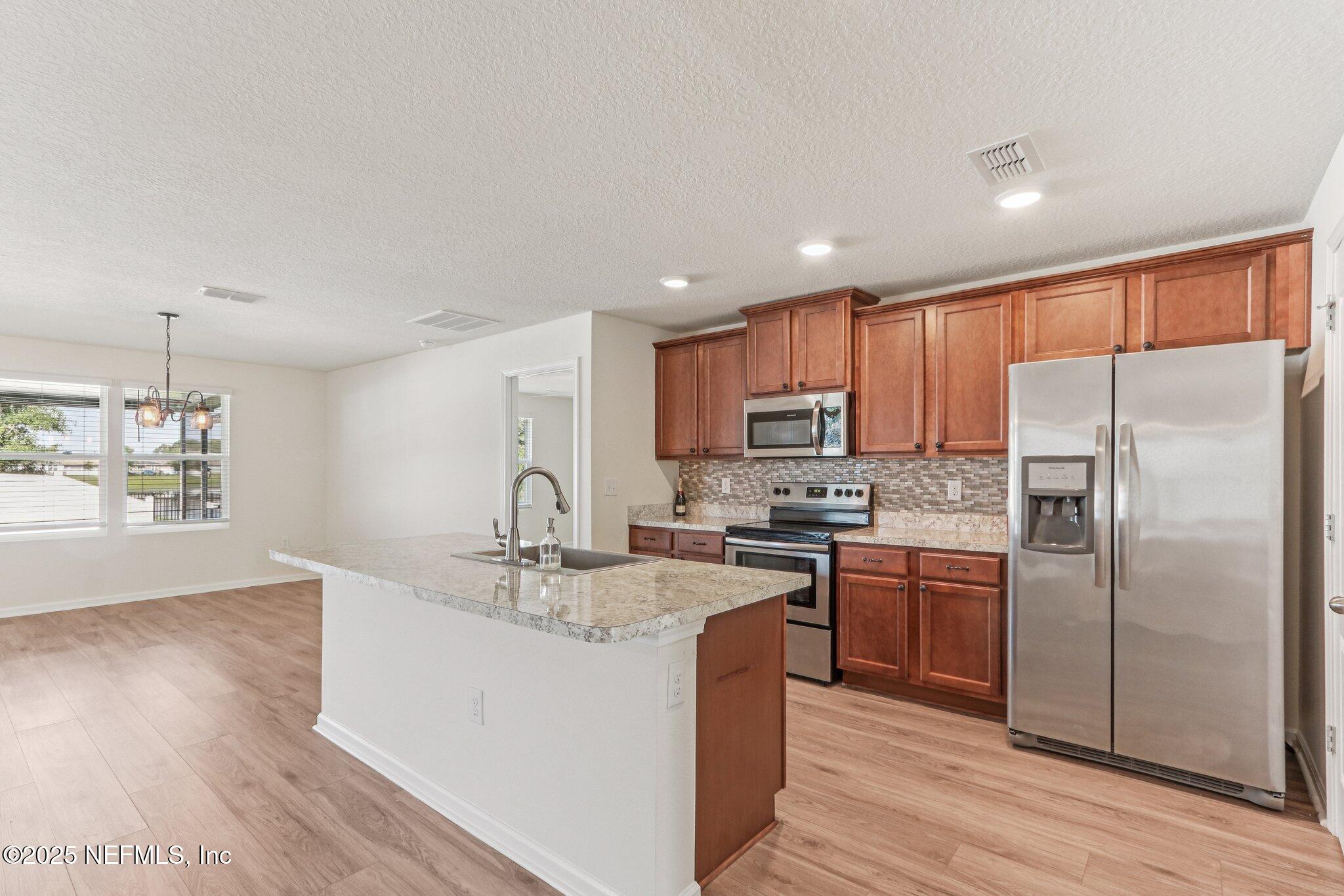 3515 MARTIN LAKES Drive