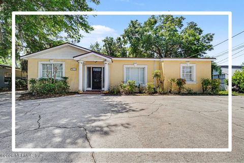 Photo of 2422 UNIVERSITY Boulevard W, Jacksonville, FL 32217 (MLS # 2142794)