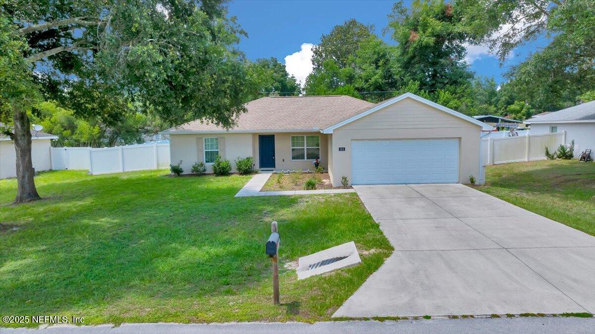 1553 NE 161 Place