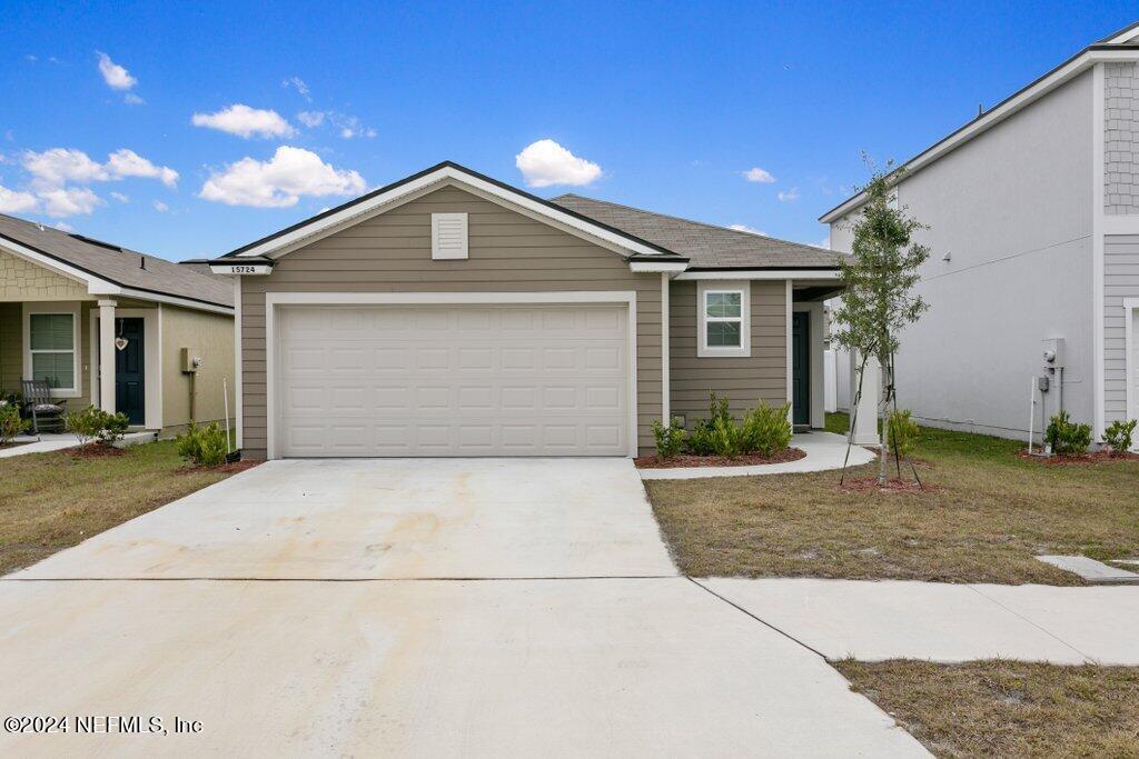 Jacksonville, FL home for sale located at 15724 EQUINE GAIT Drive, Jacksonville, FL 32234