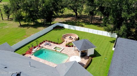 A home in Yulee