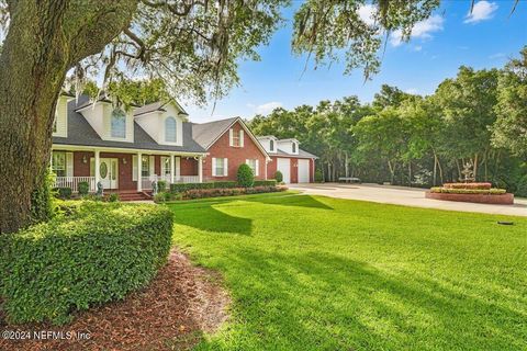 A home in Yulee