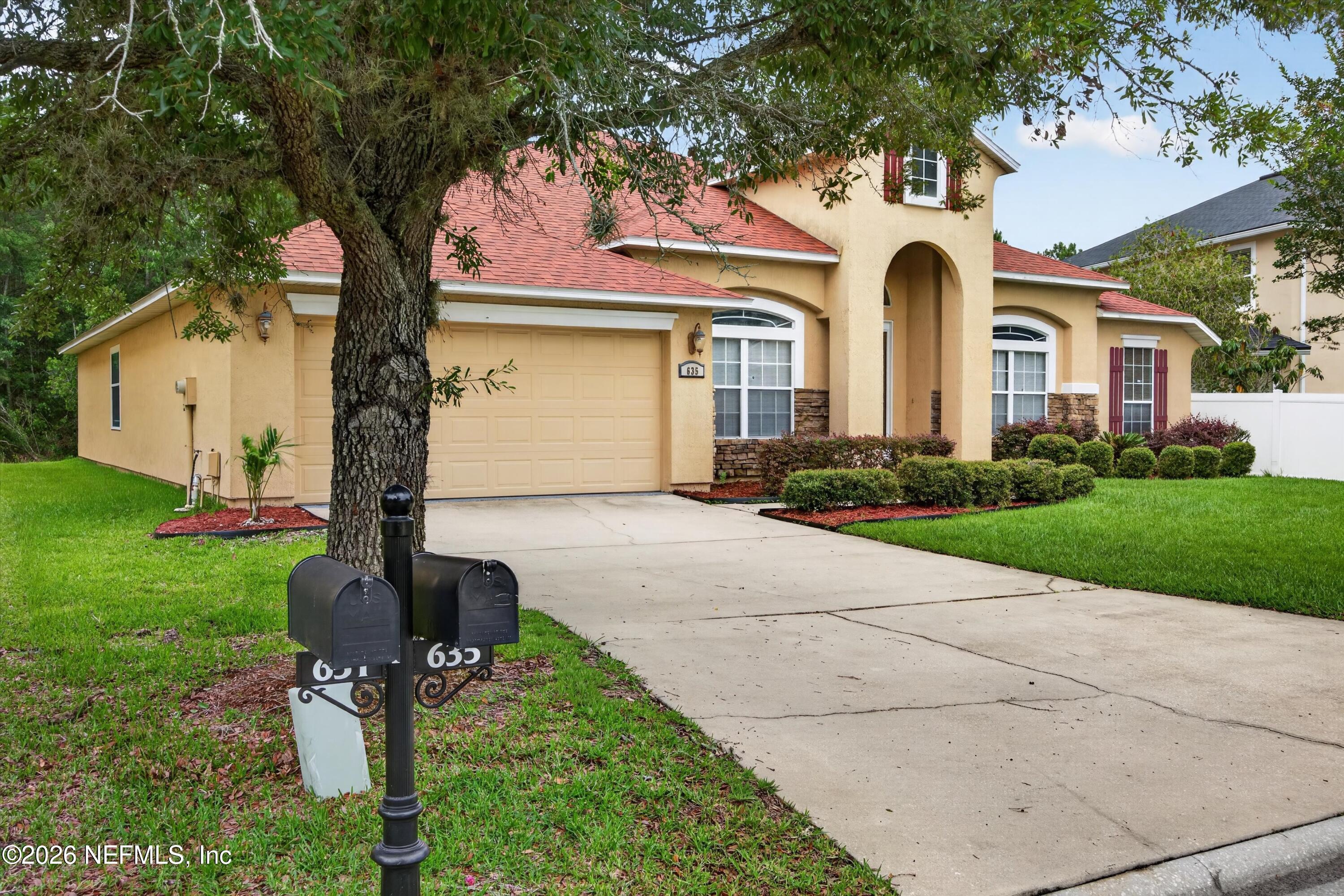 635 WAKEVIEW Drive