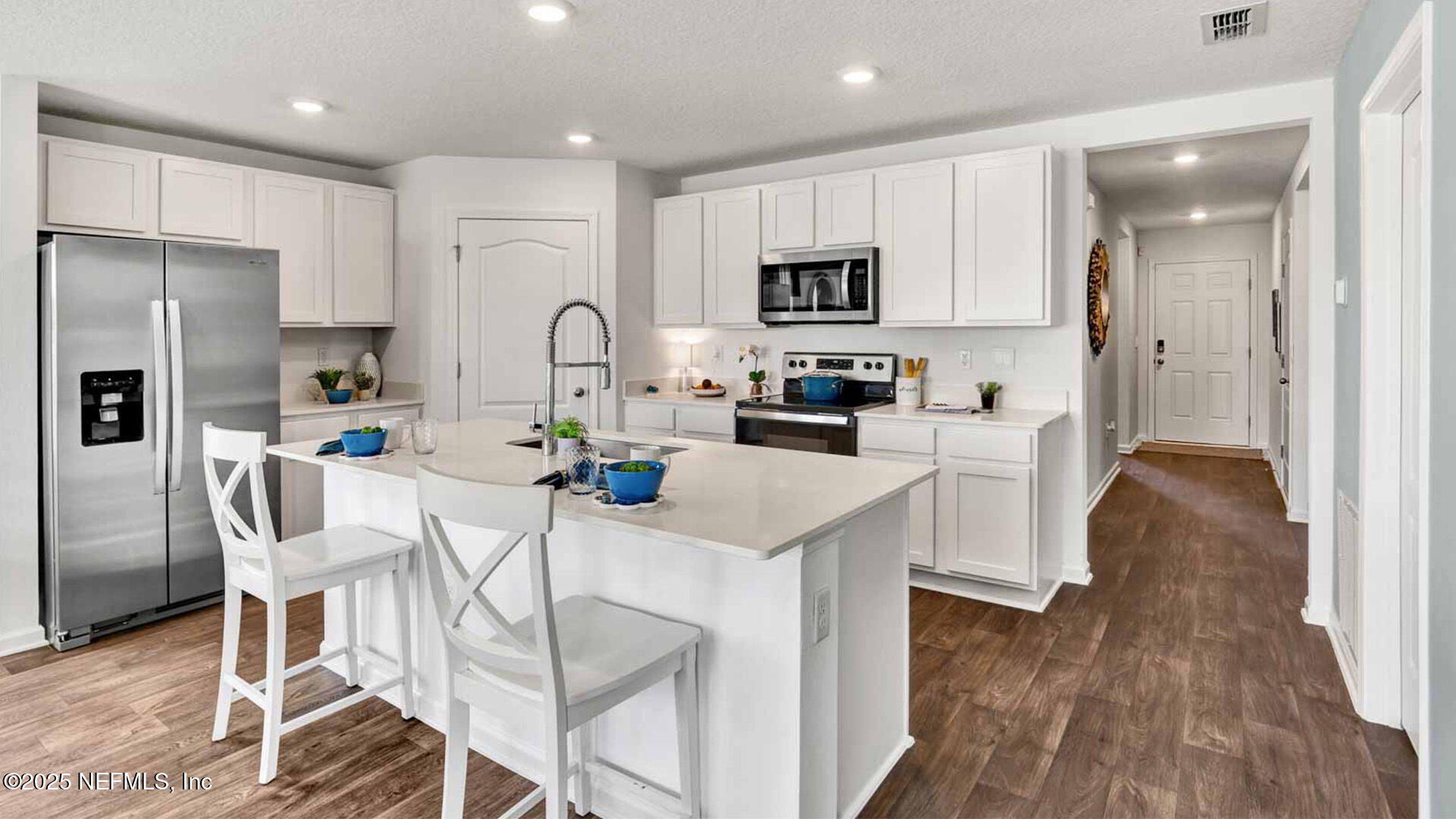 37 SPRINGWOOD Drive