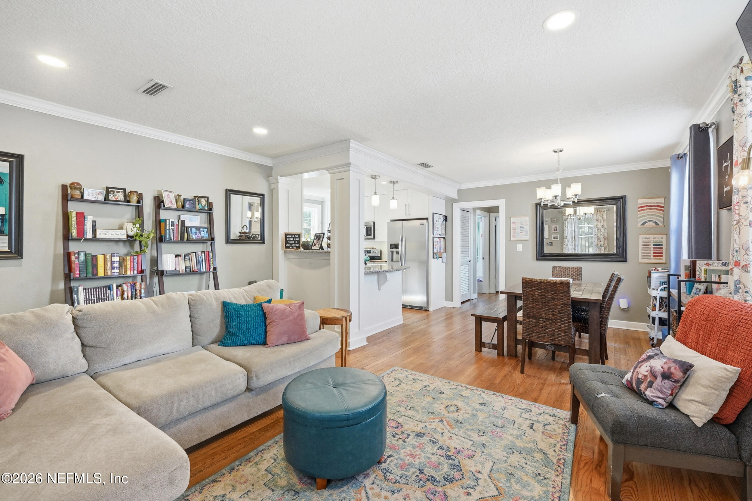 1242 PEACHTREE Street