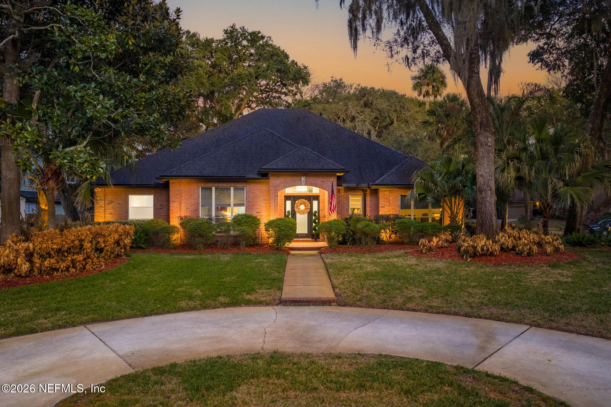 2009 VELA NORTE Circle