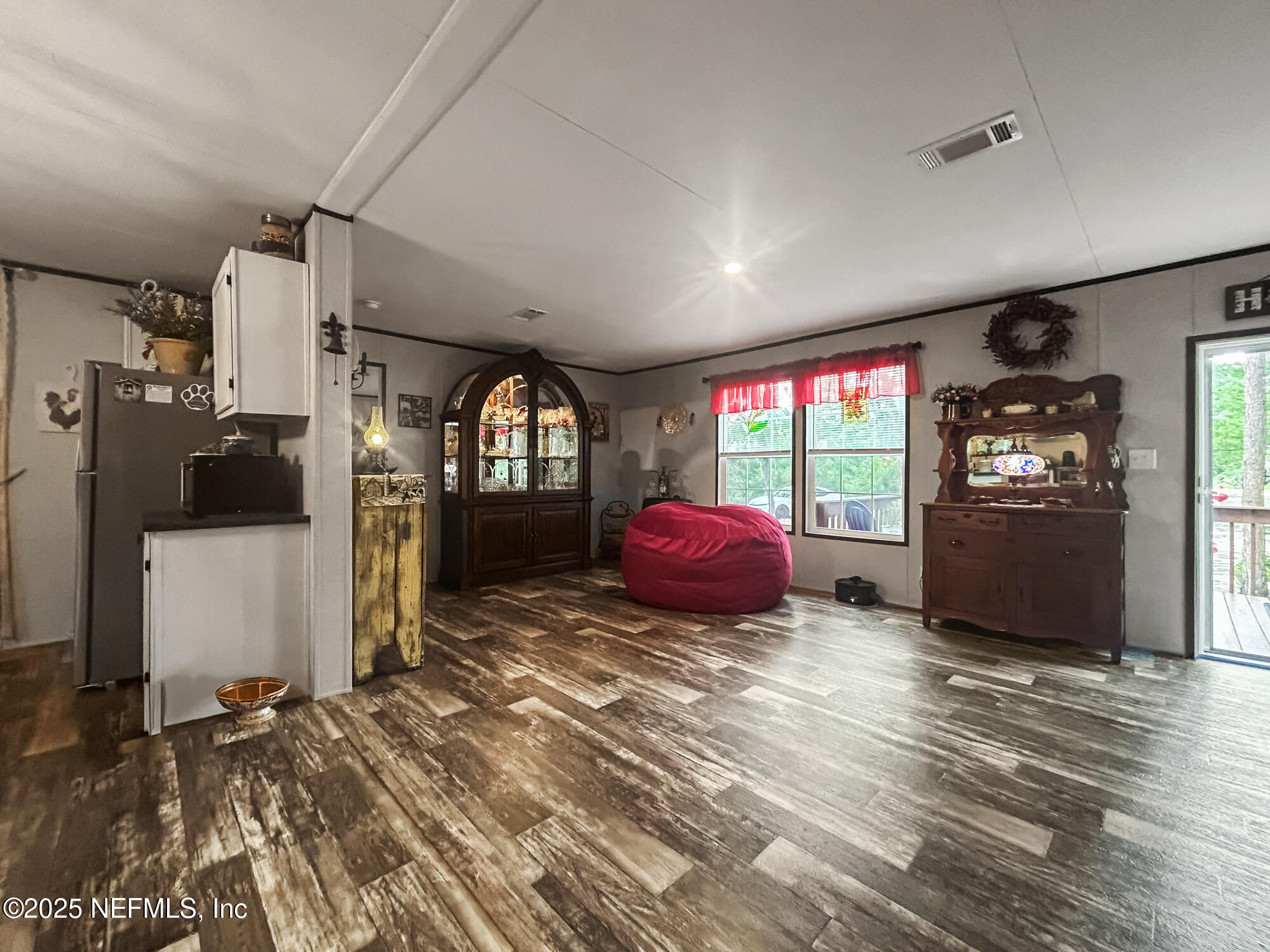 123 TORRES Road
