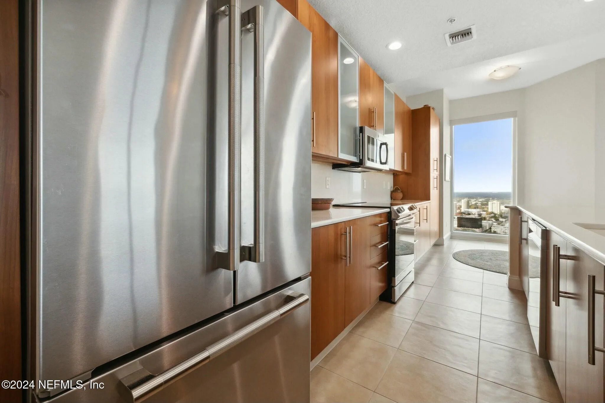 Jacksonville, Florida 32207, United States, 3 Bedrooms Bedrooms, ,3 BathroomsBathrooms,Residential,Pending,29854