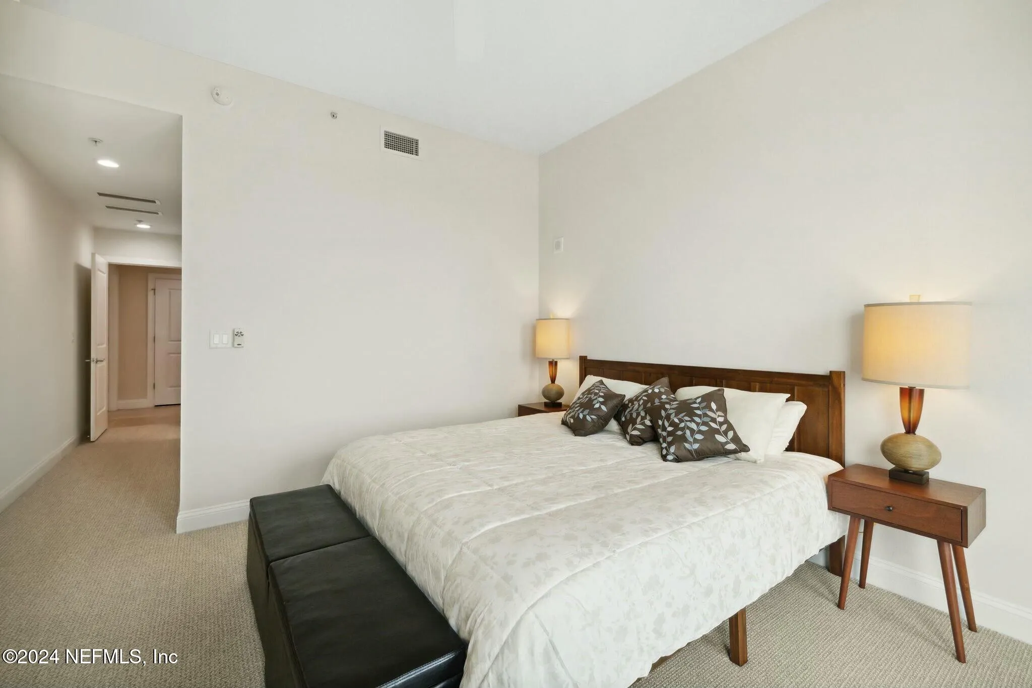 Jacksonville, Florida 32207, United States, 3 Bedrooms Bedrooms, ,3 BathroomsBathrooms,Residential,Pending,29854