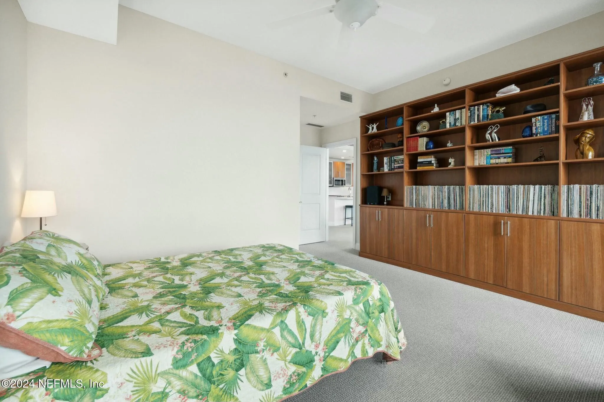 Jacksonville, Florida 32207, United States, 3 Bedrooms Bedrooms, ,3 BathroomsBathrooms,Residential,Pending,29854