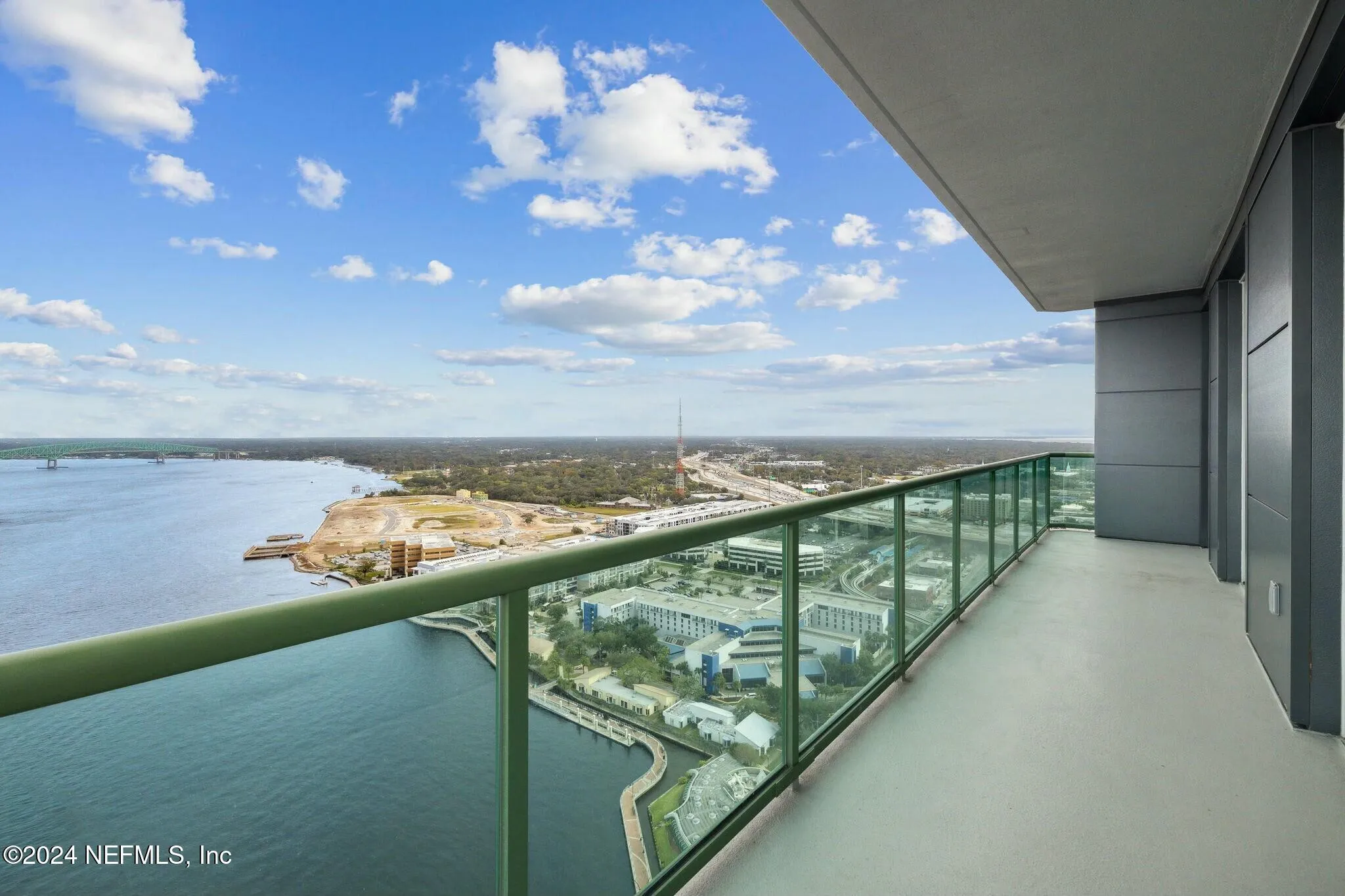 Jacksonville, Florida 32207, United States, 3 Bedrooms Bedrooms, ,3 BathroomsBathrooms,Residential,Pending,29854