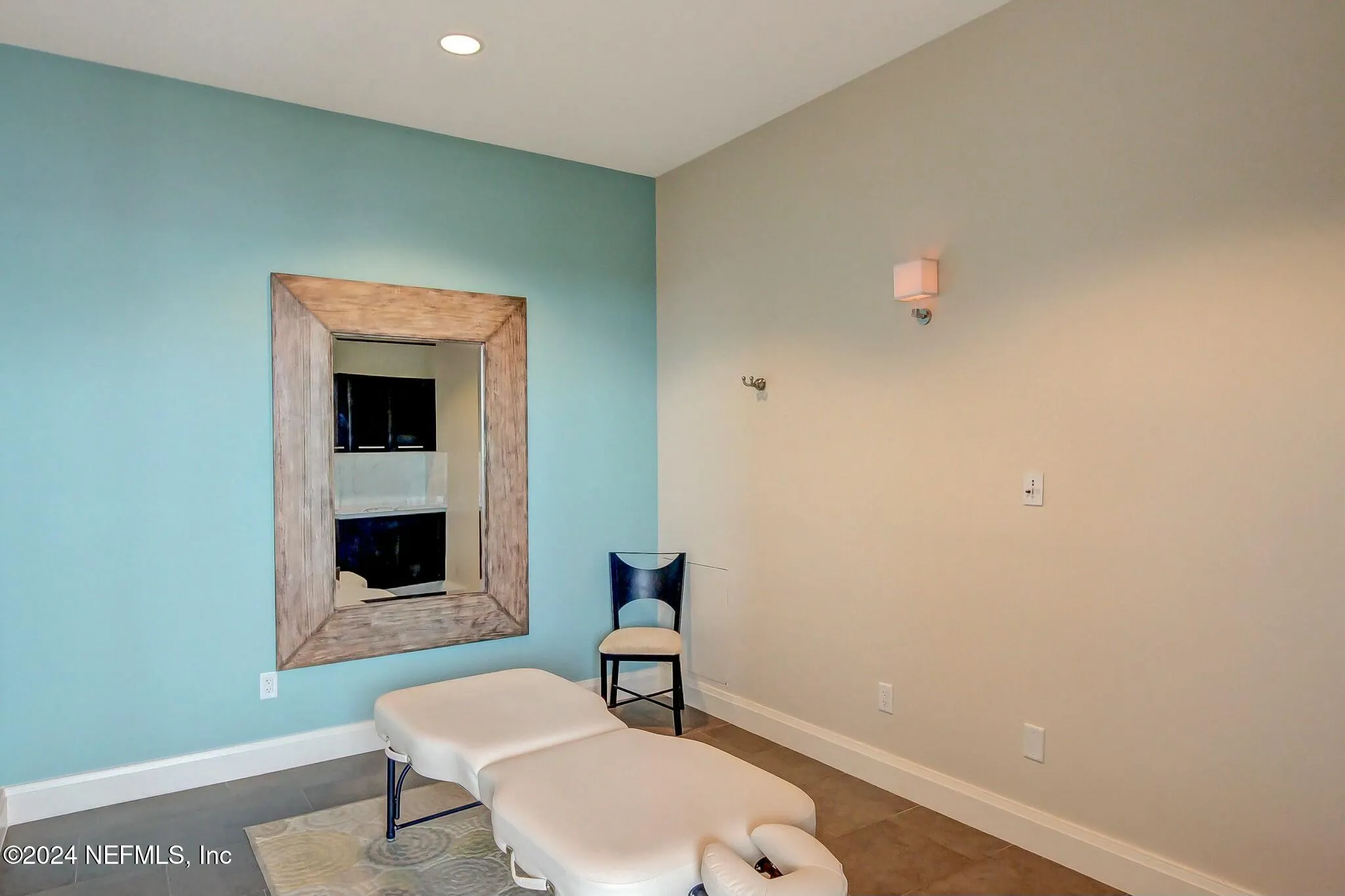 Jacksonville, Florida 32207, United States, 3 Bedrooms Bedrooms, ,3 BathroomsBathrooms,Residential,Pending,29854