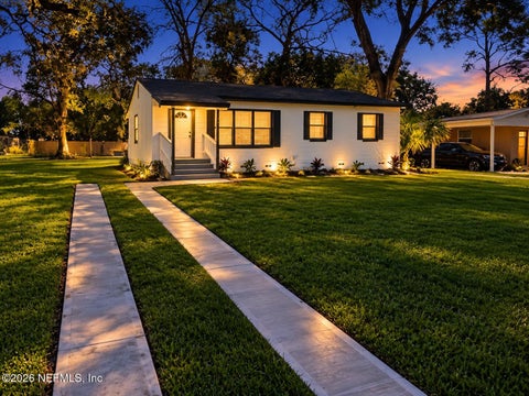 Photo of 10521 BRIARCLIFF Road E, Jacksonville, FL 32218 (MLS # 2166901)
