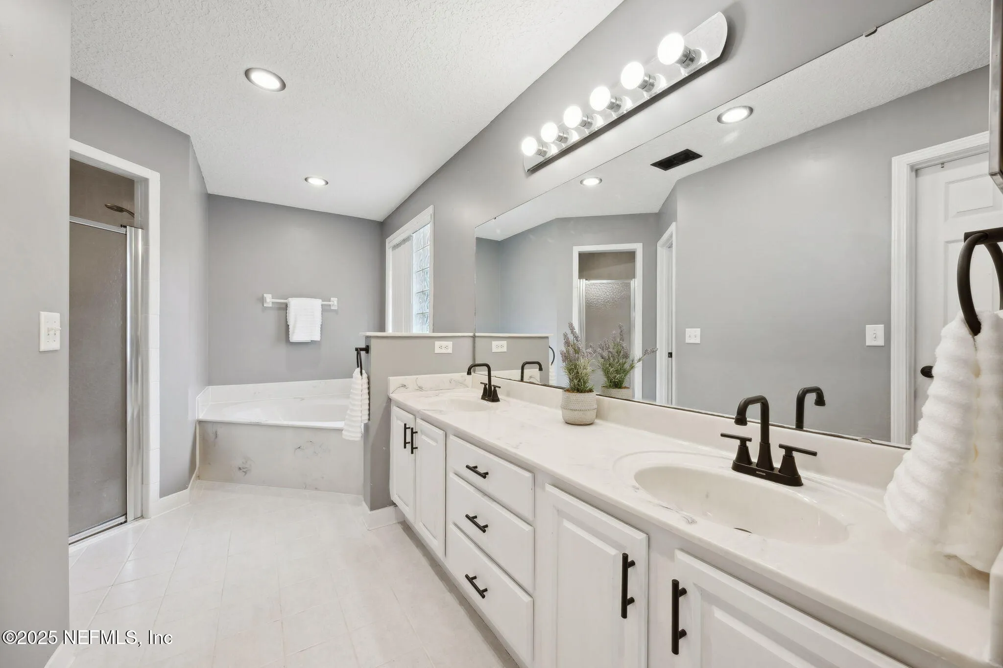 Macclenny, Florida 32063, United States, 4 Bedrooms Bedrooms, ,2 BathroomsBathrooms,Residential,Active,254233