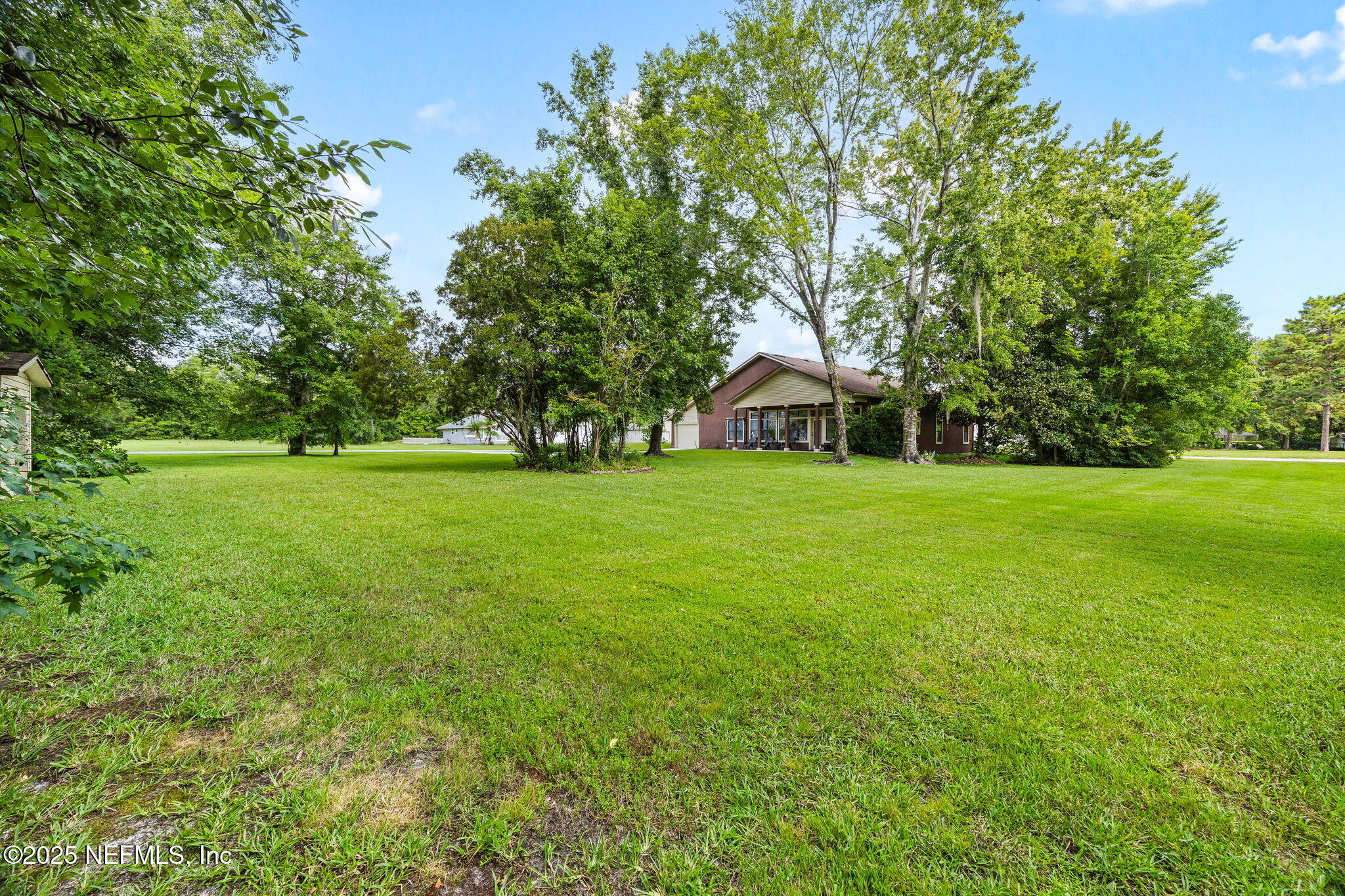 6216 HUNTERS Lane