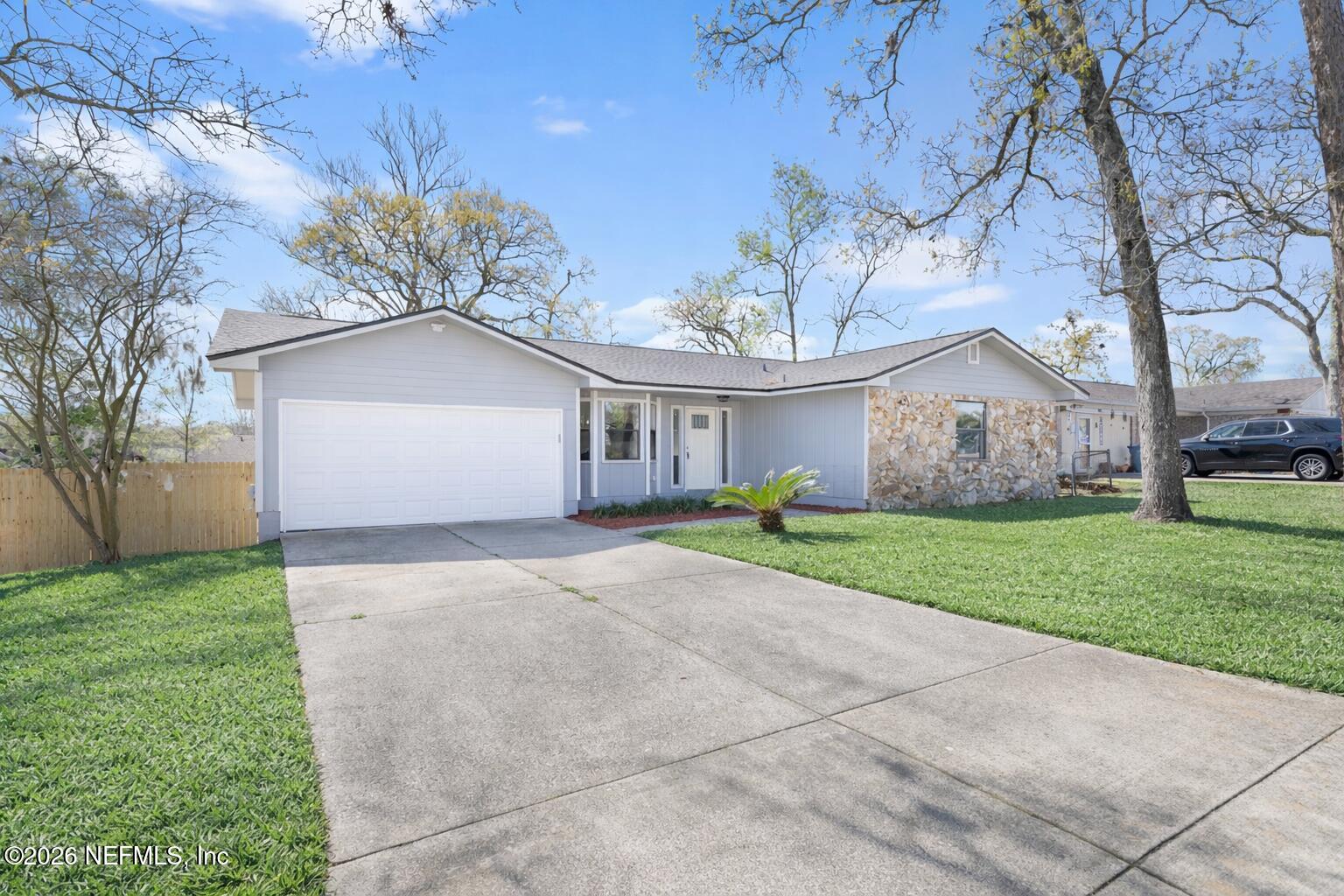 11546 BROAD LEAF Drive