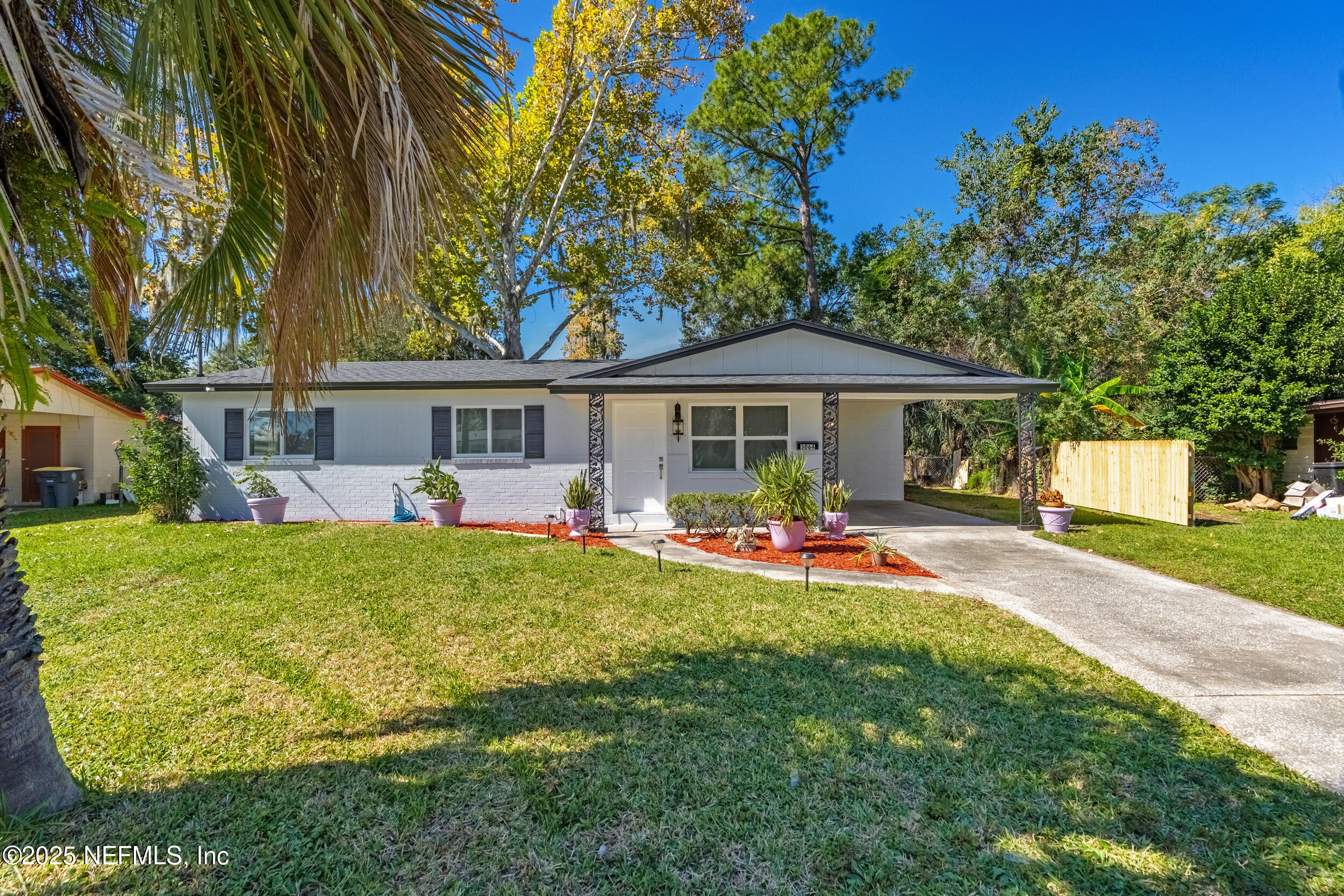3064 CARREVERO Drive W
