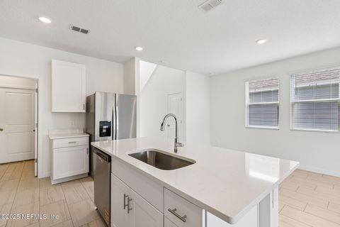 Photo of 7782 CAHILL Lane, Jacksonville, FL 32219 (MLS # 2115361) Photo of 7782 CAHILL Lane, Jacksonville, FL 32219 (MLS # 2115361)