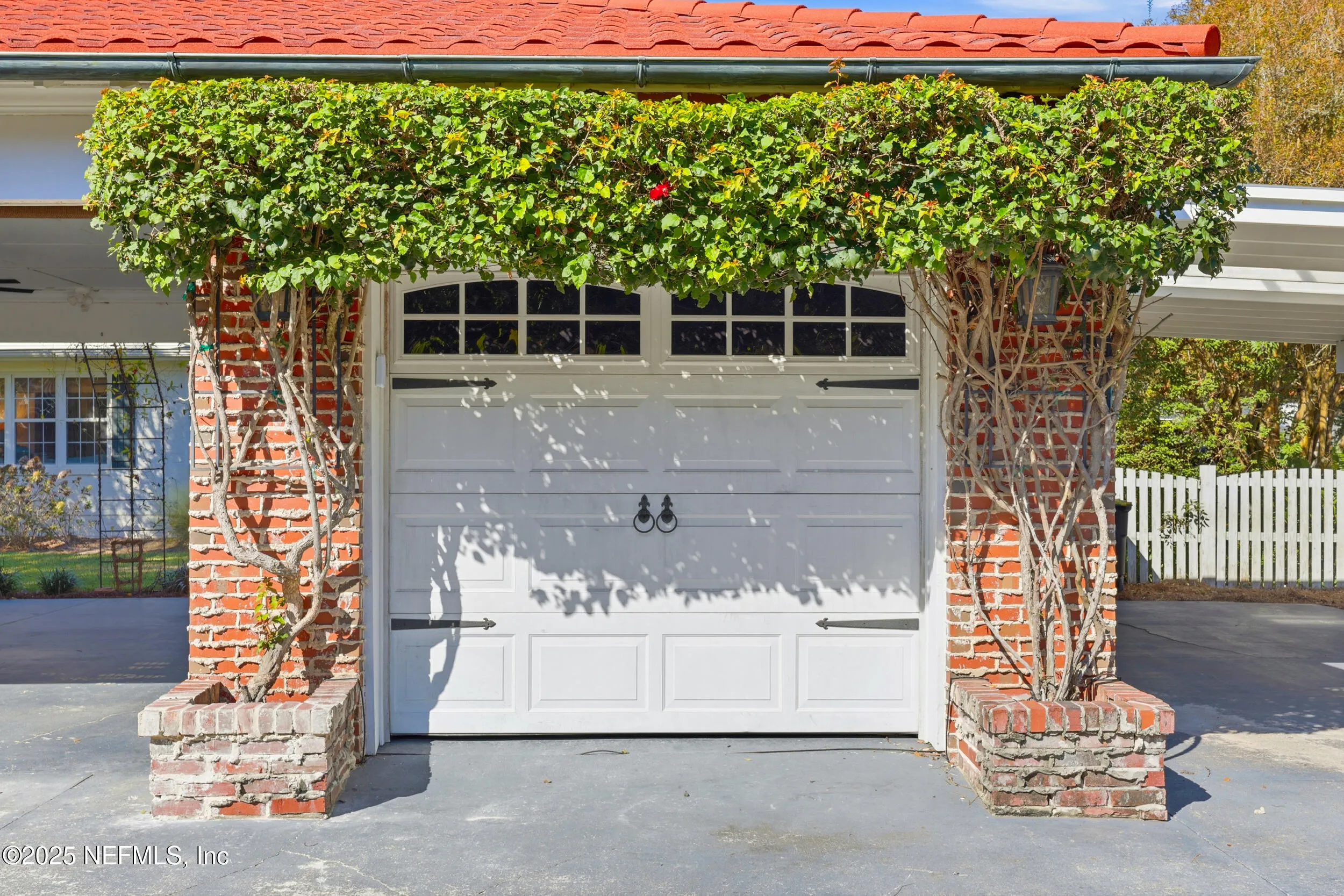 Jacksonville, Florida 32210, United States, 4 Bedrooms Bedrooms, ,4 BathroomsBathrooms,Residential,Pending,245408