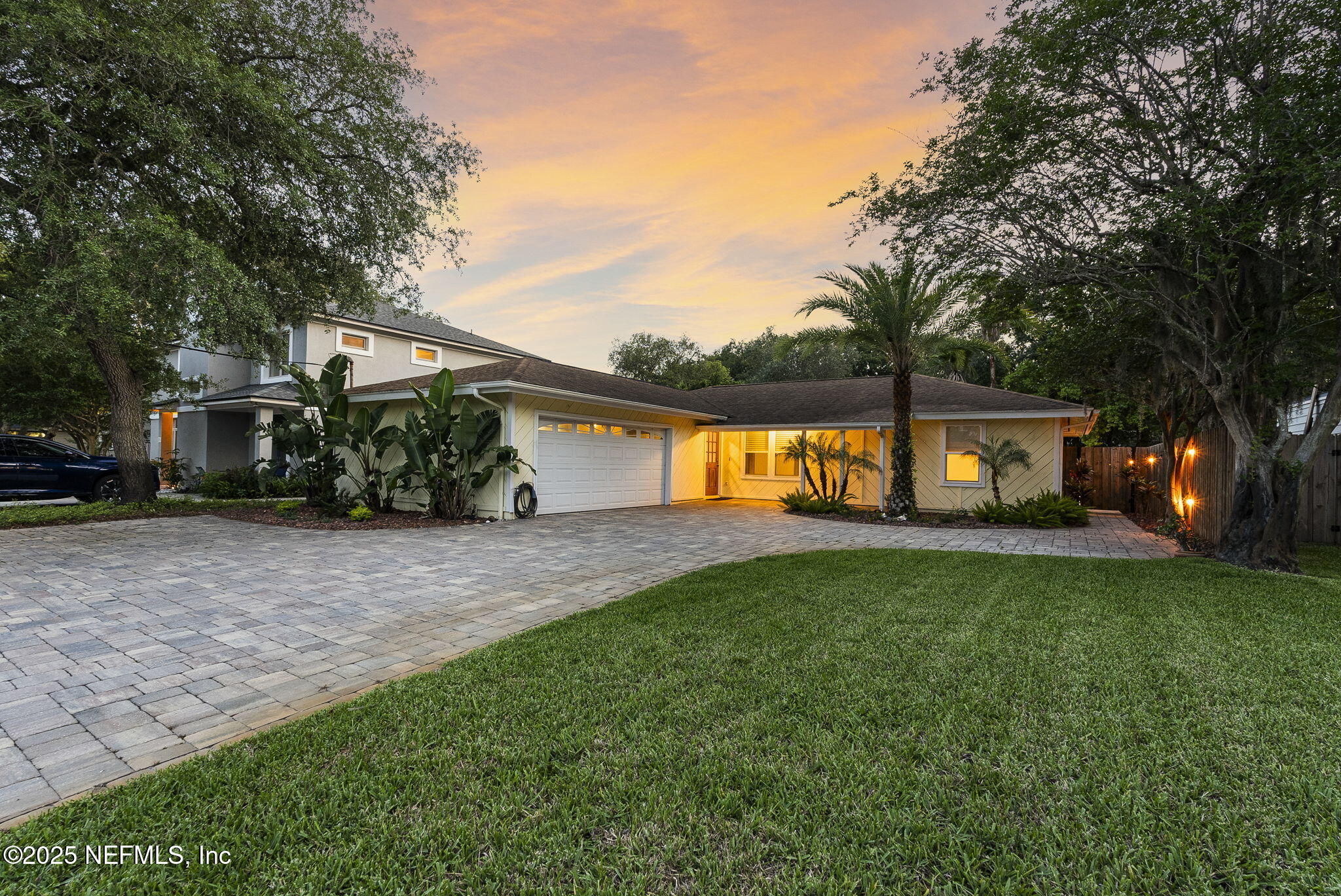 2018 ROSEWOOD Drive