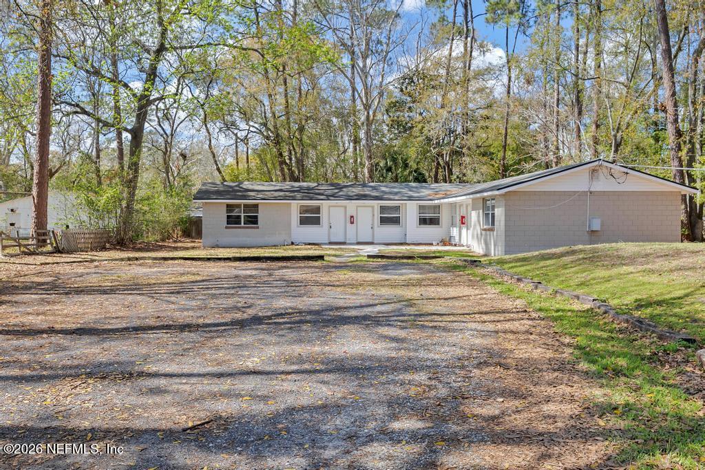 1160 COMANCHE Street