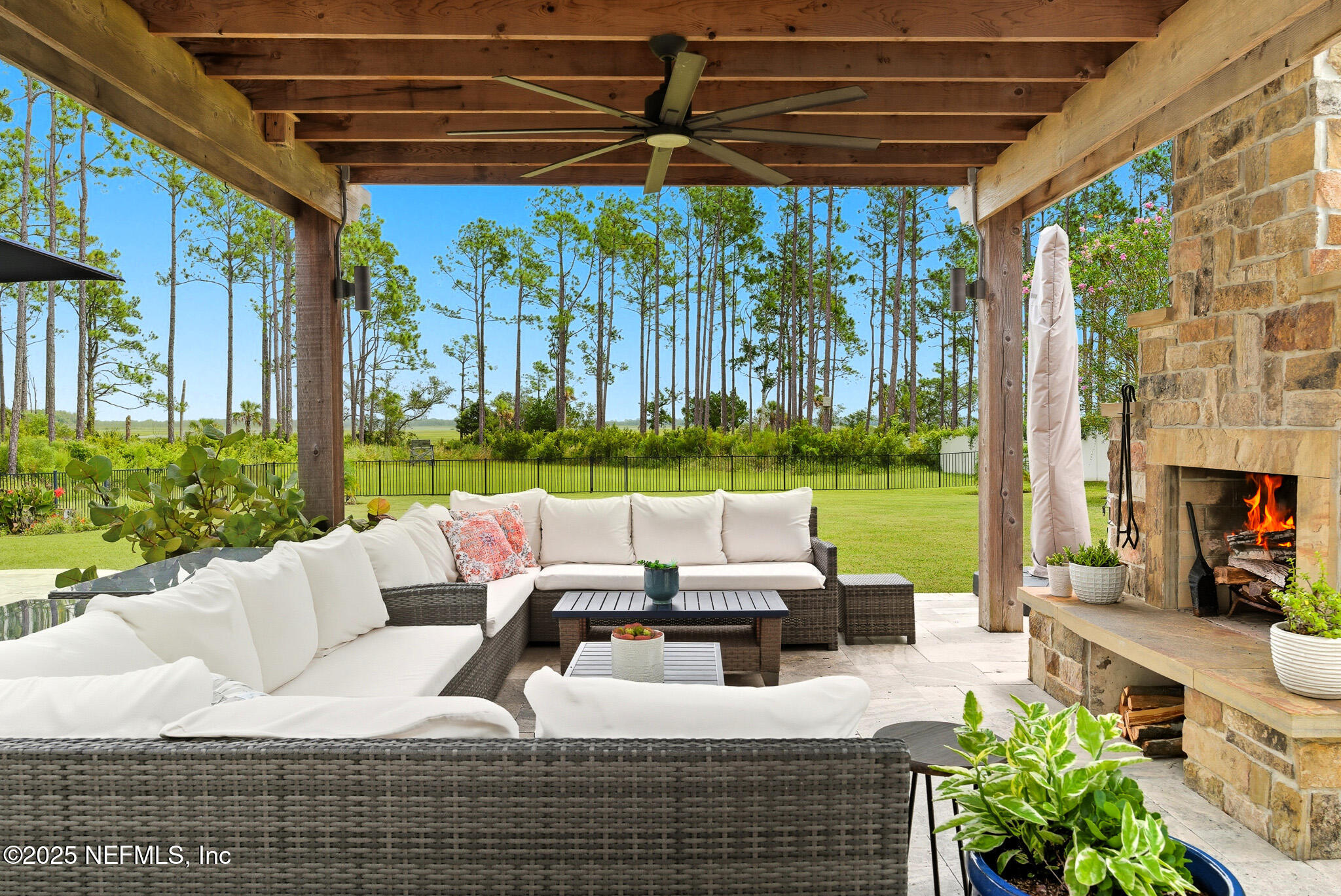 243 RIO DEL NORTE Road