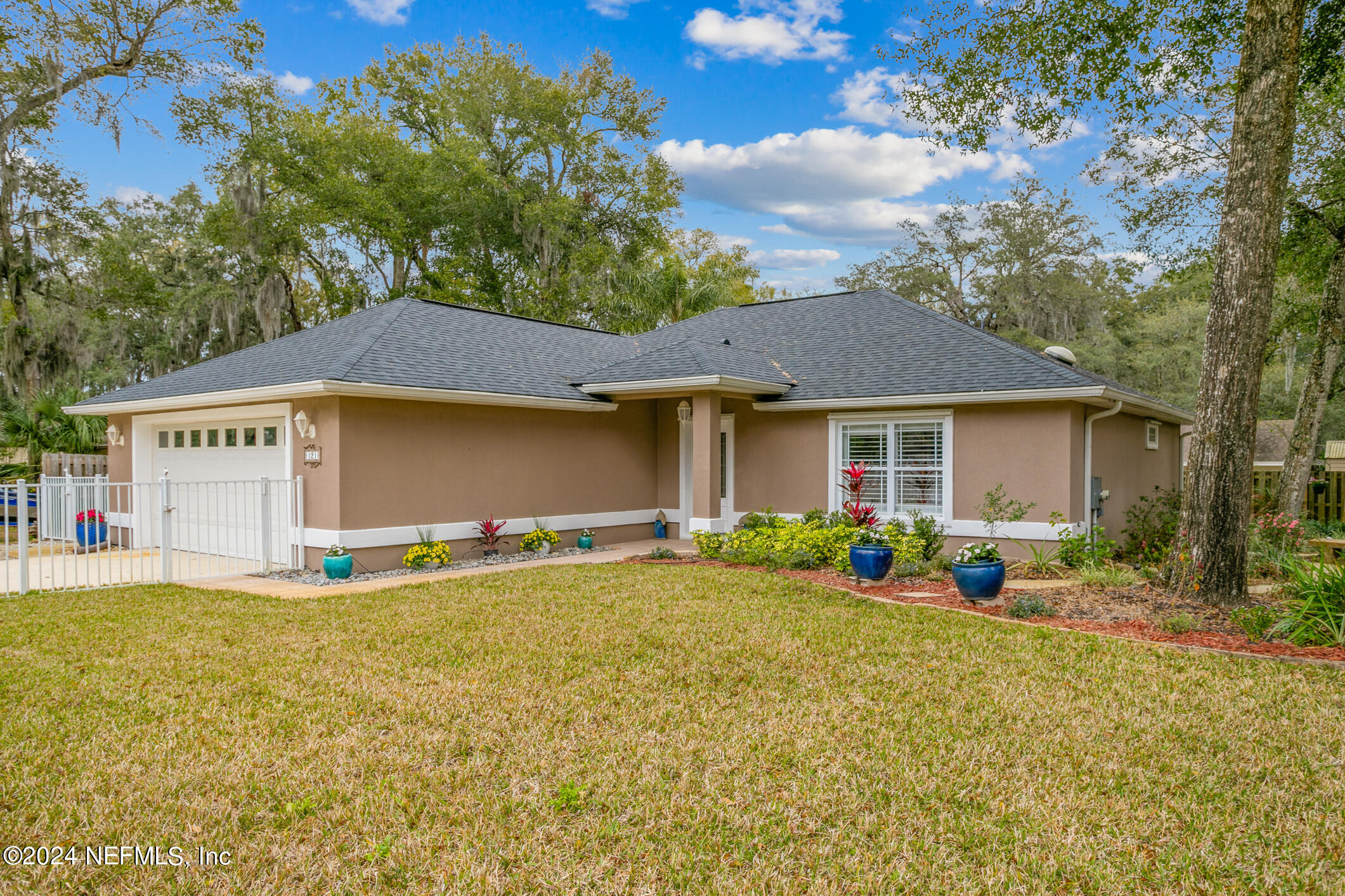 St Augustine, FL home for sale located at 121 CYPRESS Road, St Augustine, FL 32086