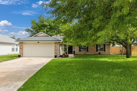 Photo of 2801 EAGLE HAVEN Drive, Green Cove Springs, FL 32043 (MLS # 2144770)