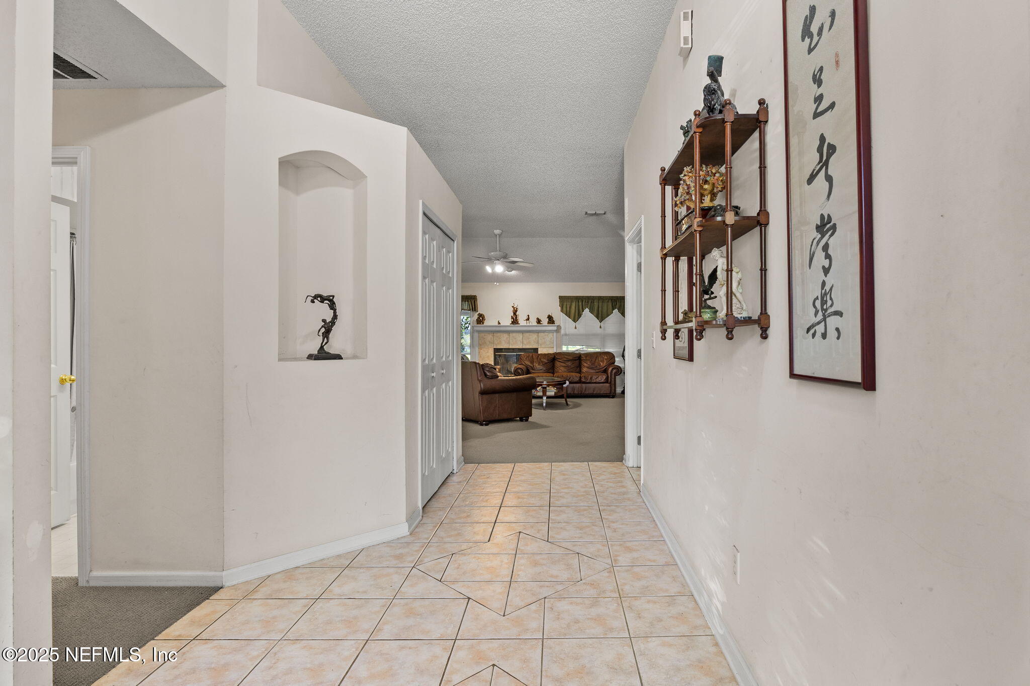 10762 LAS COLINAS Way